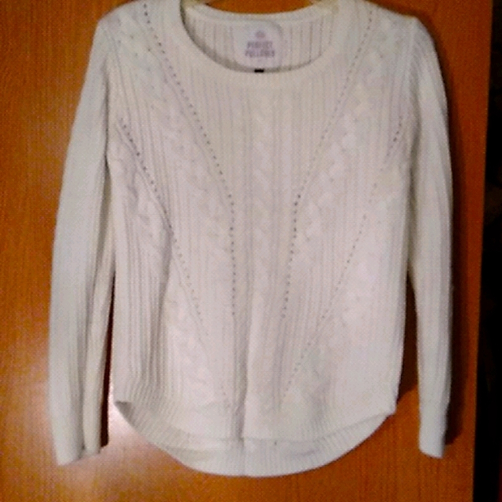 So pullover sweater